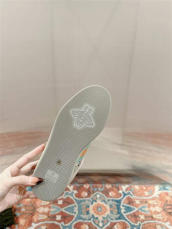 20243521354735 30011